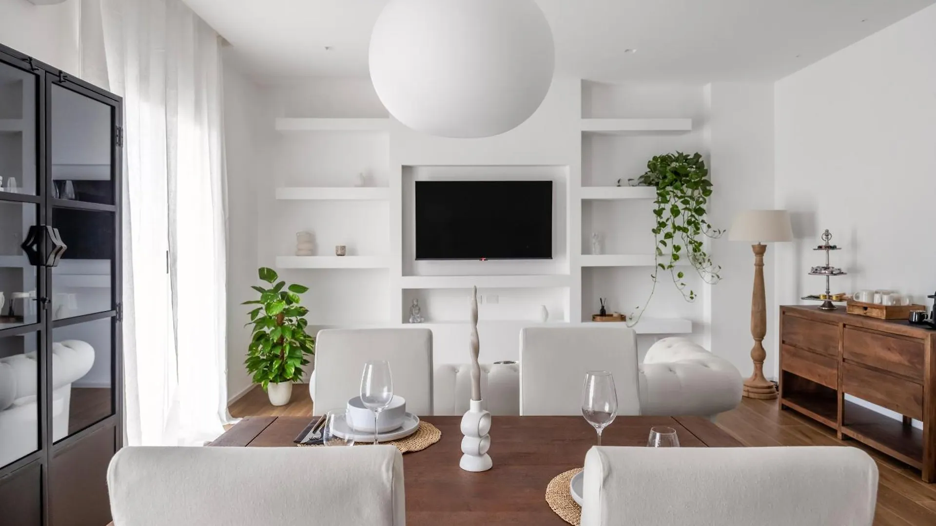 Athena Luxury Home Palermo 0*,